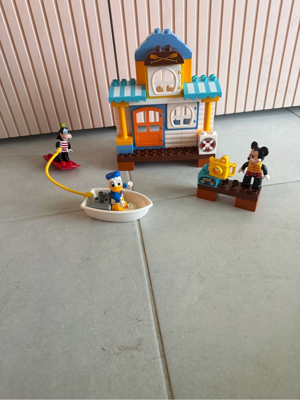 Lego Duplo Mickey and Friends beach house #10827